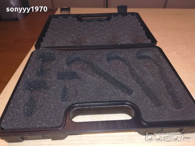 behringer-31х21х7см-марков куфар за микрофони-внос швеицария, снимка 6 - Микрофони - 20798637