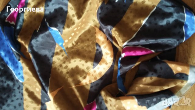 Голямо парче красив плат 