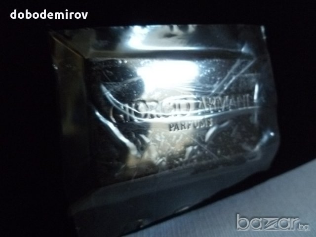 Нова чанта/клъч кадифе Giorgio Armani Velvet Black Wristlet оригинал, снимка 7 - Чанти - 12744741