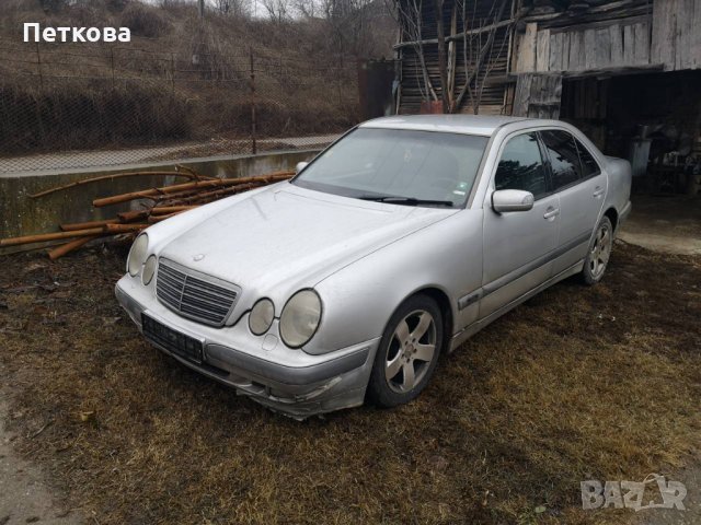 Мерцедес Е 320 на части, снимка 4 - Автомобили и джипове - 24267709
