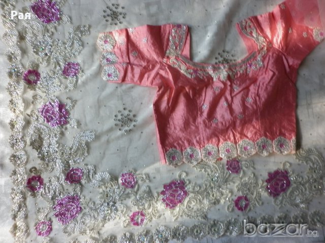 Индийско  Сари + блуза , снимка 18 - Рокли - 16273634