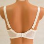 Сутиен в слонова кост с меки чашки марка Rosme 95D, снимка 2
