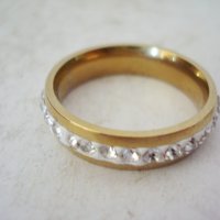 Красив пръстен с камъни, тип халка, снимка 1 - Антикварни и старинни предмети - 25561618