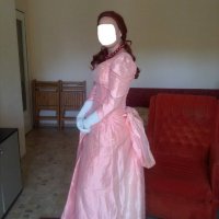 Бална рокля във викториански стил в коралов цвят, снимка 4 - Рокли - 11690435