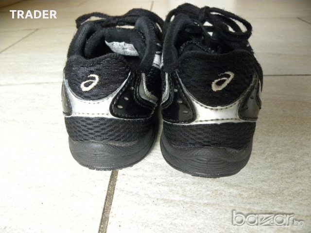 Детски футболни маратонки гъсенички кецове обувки ASICS, размер 32, стелка 19см. , снимка 7 - Детски маратонки - 14211133