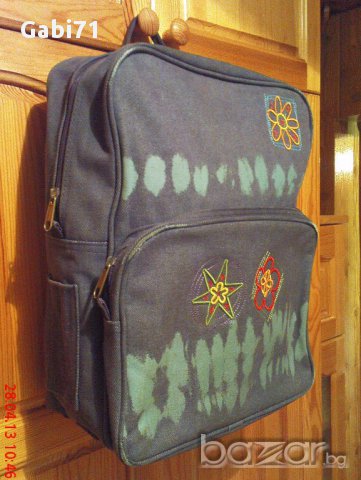 Раница детска от корав дънков плат