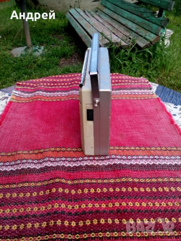 Старо радио,радиоприемник UNITRA ALICJA, снимка 3 - Антикварни и старинни предмети - 25575224