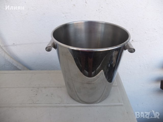 Продавам шампаниера