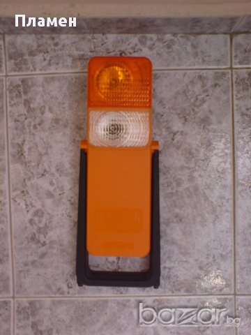 Халогенен авариен прожектор със стойка на батерии, снимка 3 - Аксесоари и консумативи - 14683475