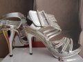 Нови, официални обувки на ток,сандали,бални, сребърни с диамантени ефекти - размер 39