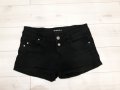 Черни къси дънкови панталонки марка Terranova , снимка 1 - Къси панталони и бермуди - 23841828