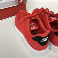 Оригинални нови червени маратонки New Balance номер 36, снимка 4 - Маратонки - 24303804