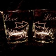 Гравирани чаши за уиски, снимка 3 - Ръчно изработени сувенири - 14516918