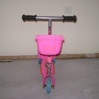 Продавам детска тротинетка с кош в много добро състояние, снимка 4 - Детски велосипеди, триколки и коли - 18820605