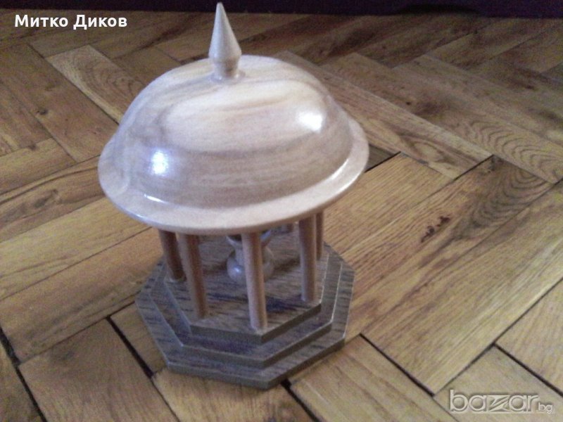 Дървен олтар лакиран авторски, снимка 1