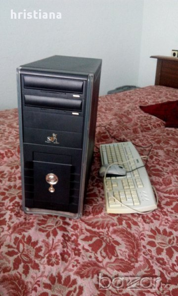 Настолен компютър + мишка и клавиатура, снимка 1