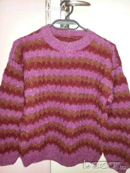 Дамски плетен пуловер на райета, снимка 1