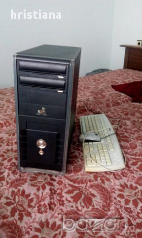 Настолен компютър + мишка и клавиатура, снимка 1 - За дома - 13476125