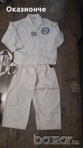  костюм за бойни спортове, снимка 1 - Детски комплекти - 20000715