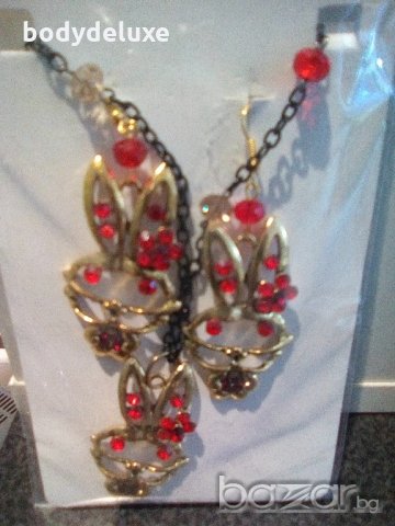 Fashion Jewelery колие със зайци, снимка 1 - Колиета, медальони, синджири - 20820121