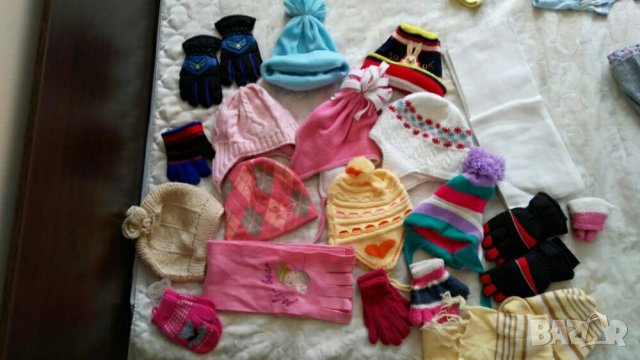 Зимни шапки, шалове и ръкавици, снимка 2 - Бебешки шапки - 22455494
