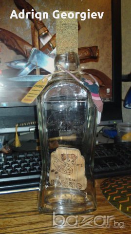 Бутилки с дървени фигури, снимка 9 - Сувенири от дърво - 9868926