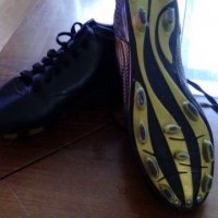 Обувки Bulldozer за футбол, снимка 2 - Детски обувки - 19422453