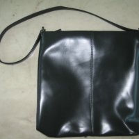Чанта ESPRIT, снимка 2 - Чанти - 19123406