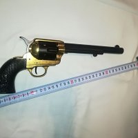Револвер Colt, Stati Uniti 1873. Реплика на Колт с високо качество, снимка 4 - Бойно оръжие - 21103361