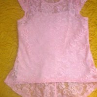 Прекрасна дантелена блуза, снимка 1 - Детски Блузи и туники - 25391947