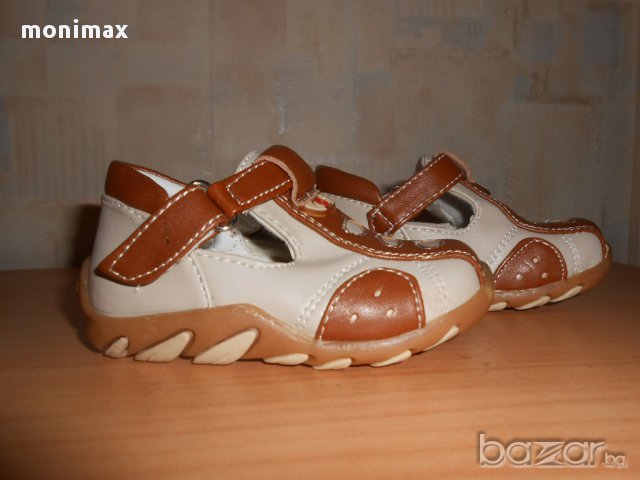 Детски обувки номер 19, снимка 1 - Детски маратонки - 8506642