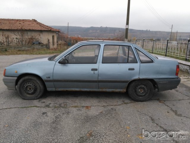 ОПЕЛ КАДЕТ 1.7 ДИЗЕЛ-НА ЧАСТИ , снимка 2 - Автомобили и джипове - 20823440