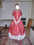 Бална рокля във викториански стил в розово и бяло