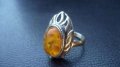 Масивен сребърен пръстен с естествен кехлибар, снимка 1 - Пръстени - 19599571