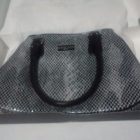 Нова чанта Giorgio Armani Code Femme Parfums оригинал, снимка 6 - Чанти - 19324434
