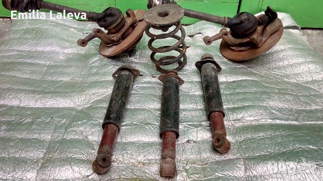 Части за BMW e30