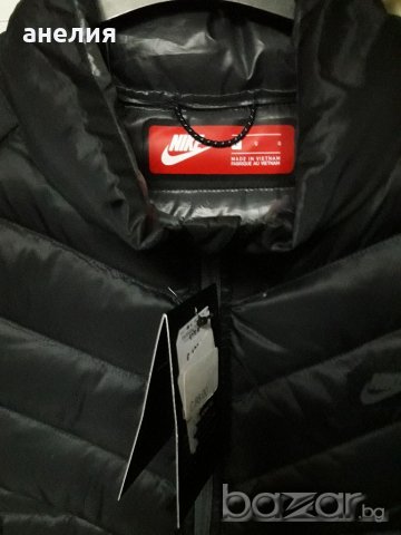 Nike Erkek Mont нови пухени якета оригинал, снимка 1 - Якета - 20563795
