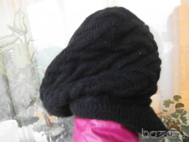 Нова дамска черна шапка с козирка, снимка 1 - Шапки - 12233141