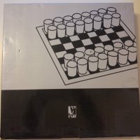 Шах с шотове, снимка 1 - Шах и табла - 23612582