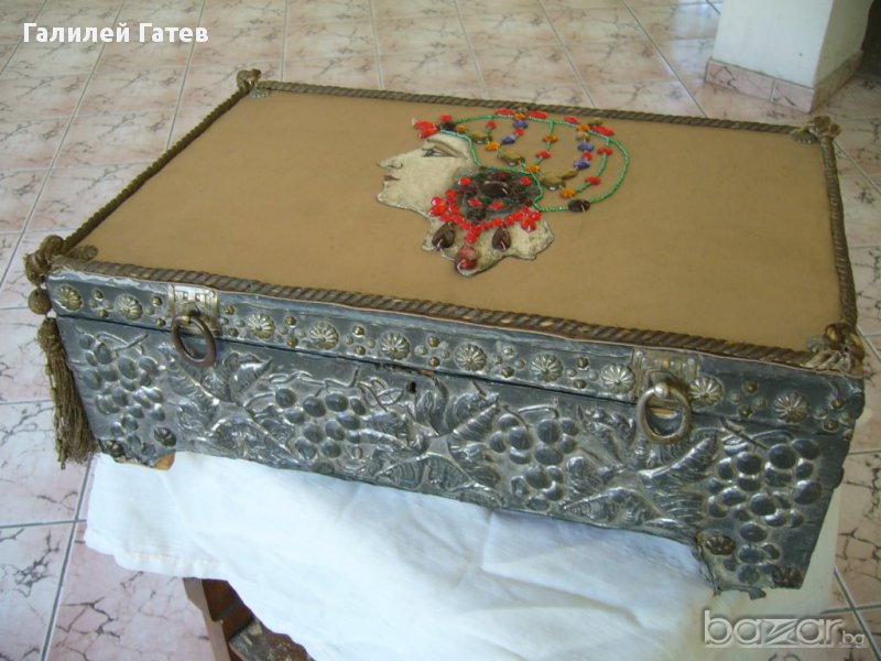 уникална кутия за бижута-старинна, снимка 1