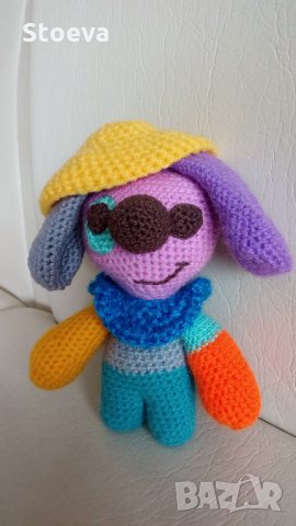 КУКЛА Весело шарено кученце