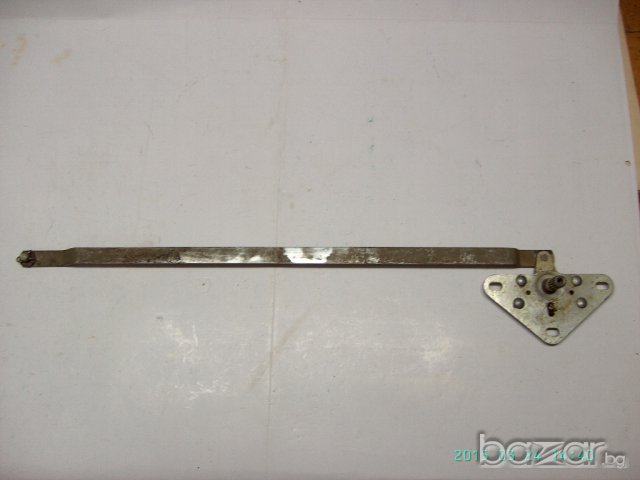 Машинка с дълго рамо за отваряне вратата на москвич