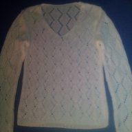 Плетен бял ажурен пуловер., снимка 1 - Блузи с дълъг ръкав и пуловери - 11406544