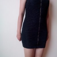 Малка черна рокля, снимка 2 - Рокли - 19063242