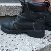 Мъжки обувки 40 номер , снимка 1 - Мъжки боти - 24403928