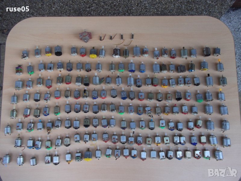 Лот от 178 бр. микроелектродвигатели постоянноток. работещи, снимка 1