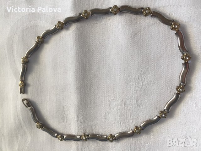 Красиво колие, снимка 3 - Колиета, медальони, синджири - 23845033