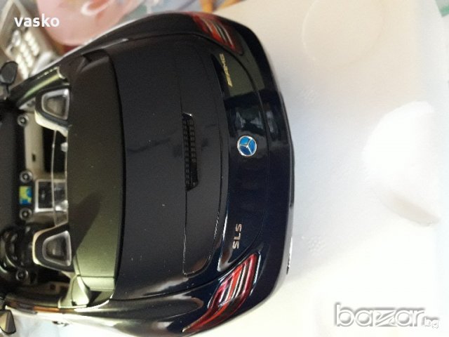  Minichamps 1:18-Mercedes перфектен, снимка 11 - Колекции - 18977539