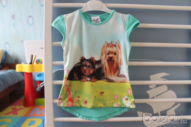 Детска блузка с кученца, снимка 1 - Детски Блузи и туники - 7327938
