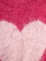 Нов пухкав розов пуловер Сърце, 5-6 г., снимка 3